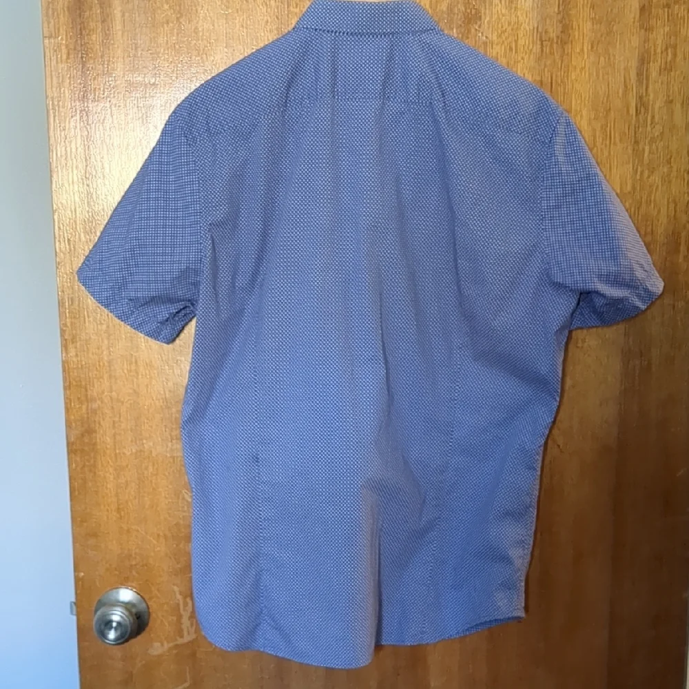 Banana Republic Short-Sleeve Navy Micro-Pattern Button-Down Shirt